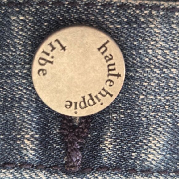 Haute Hippie Tribe Button-Front Denim Pencil Skirt Size 2 LIght Wash - Picture 13 of 13